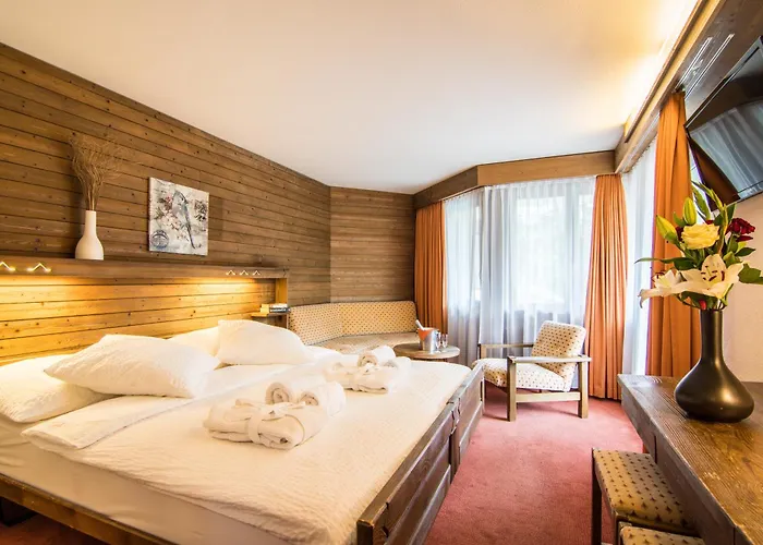 מלון La Collina 3*