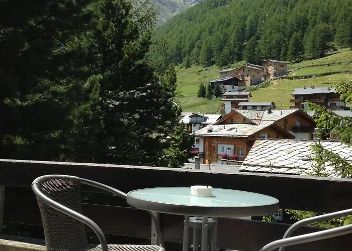 La Collina סאס פה